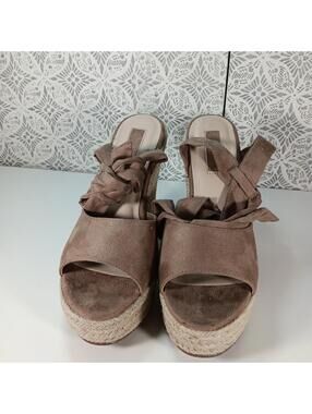 Forever 21 Shoes Womens Sz6 Beige Faux Suede Wedges Heels Sandals Wraparound Tie